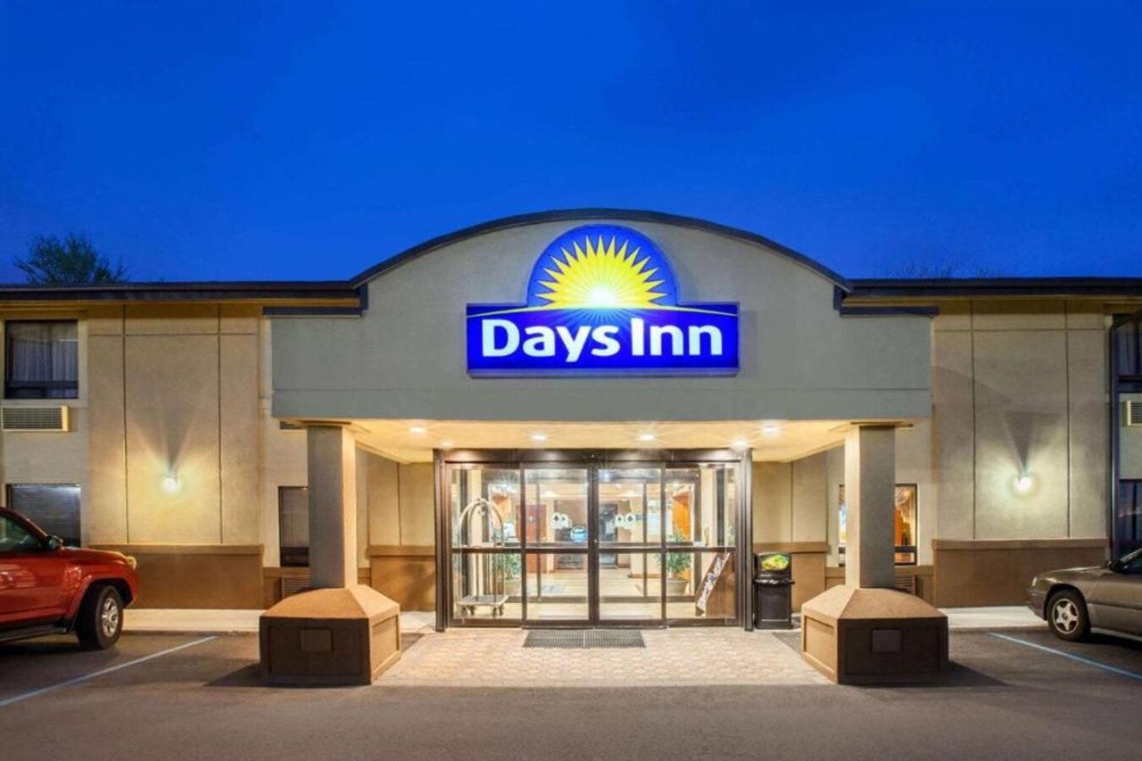 Days Inn Woodbridge in Woodbridge!