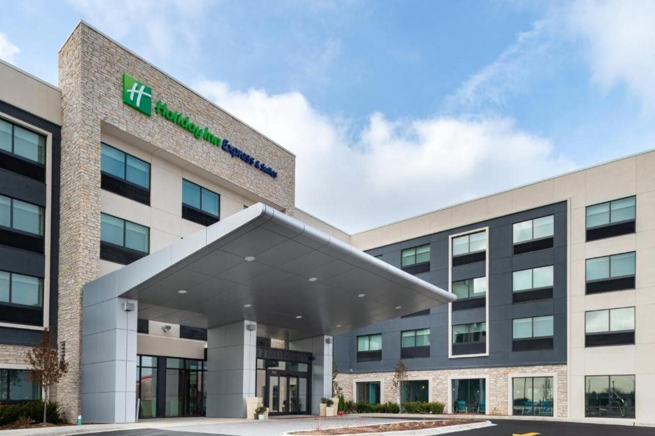 Holiday Inn Express & Suites Romeoville - Joliet North in Joliet!