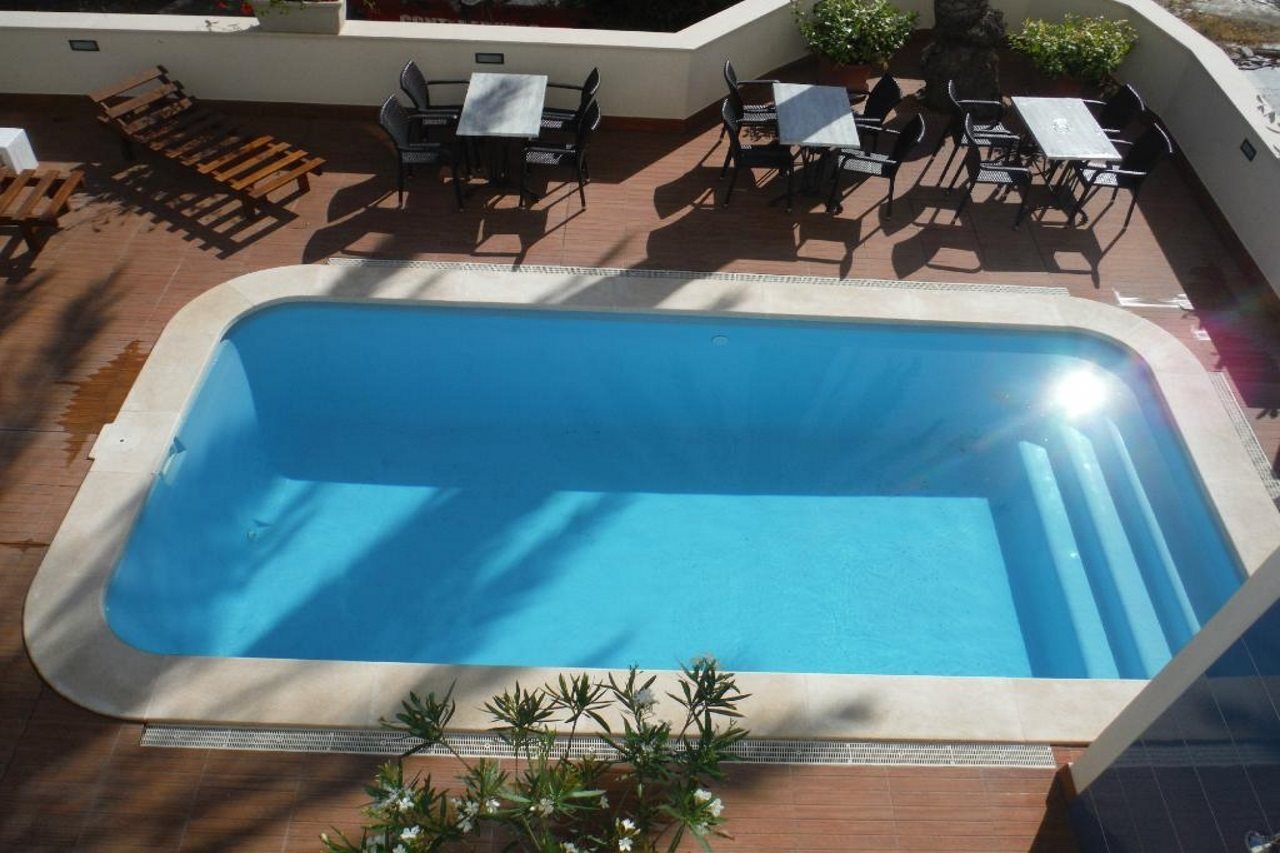 Lis Hotel
