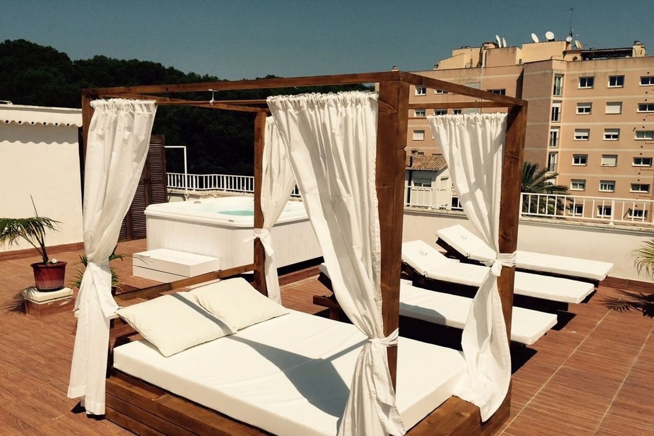Lis Hotel
