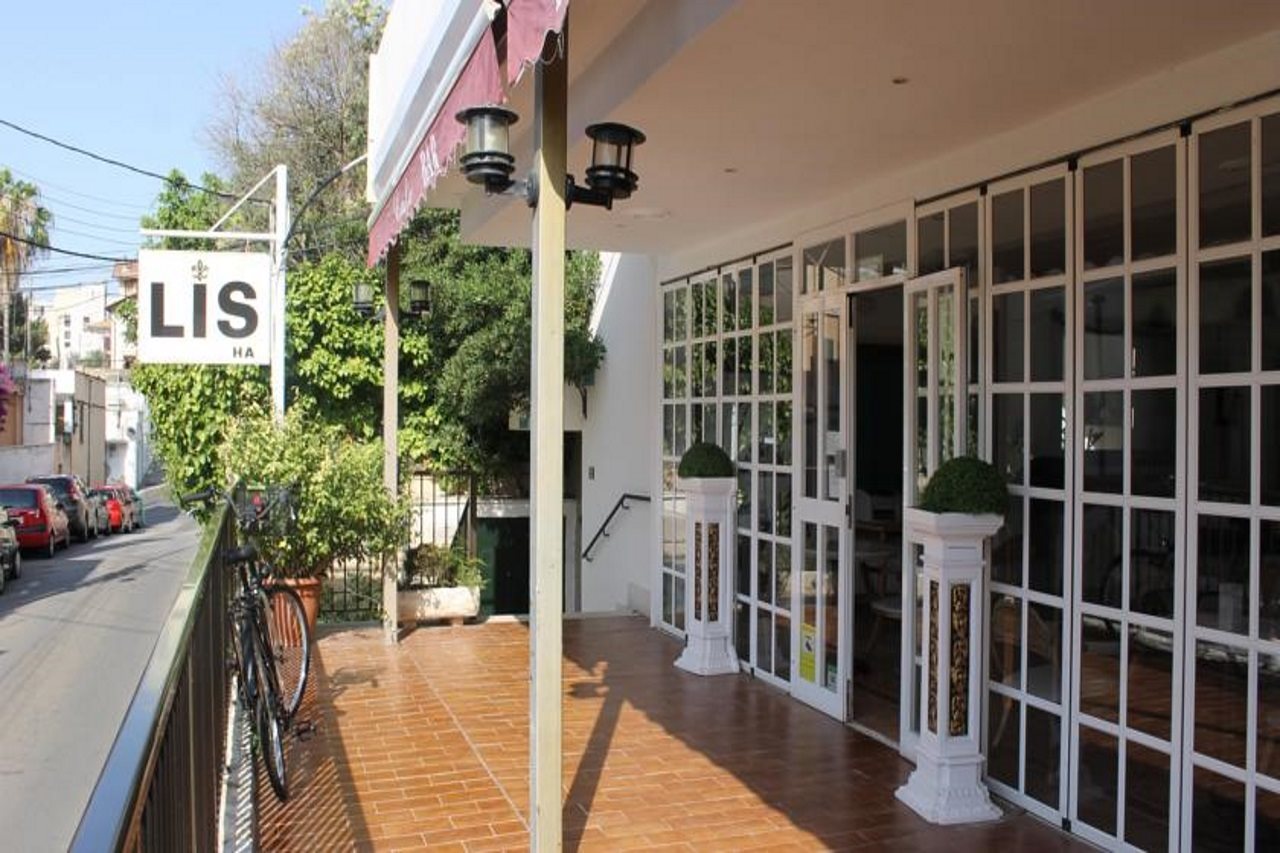 Lis Hotel