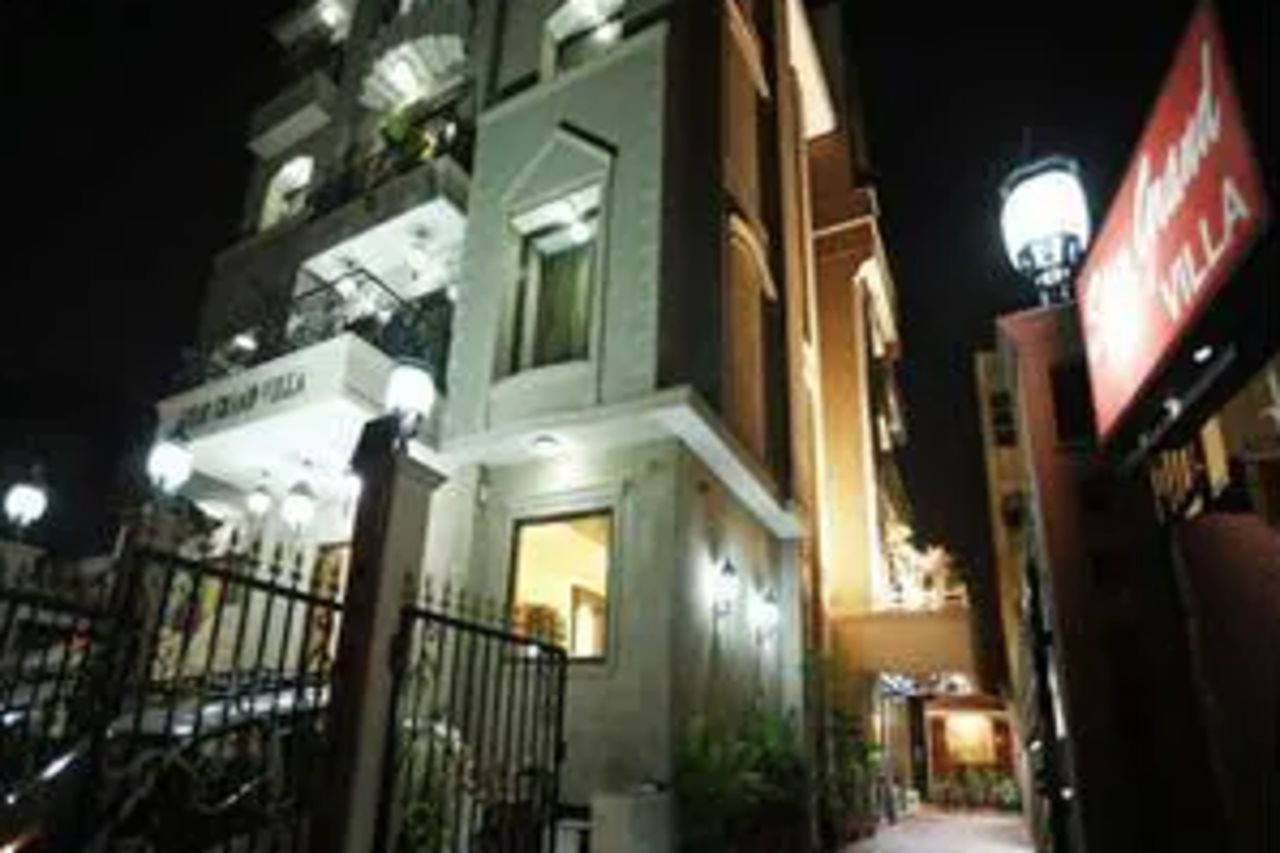 Side Image 2