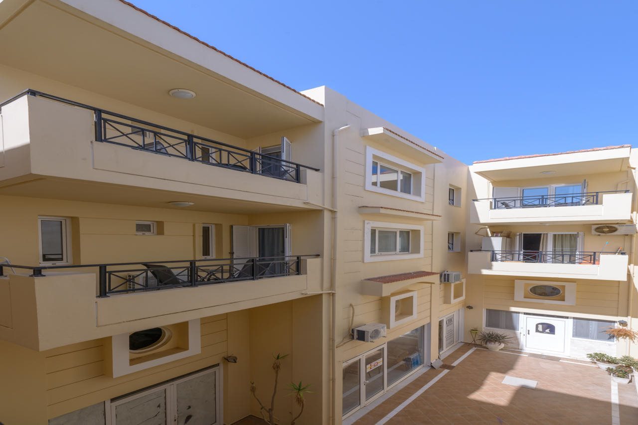 CHC Ares Apartment Hotel