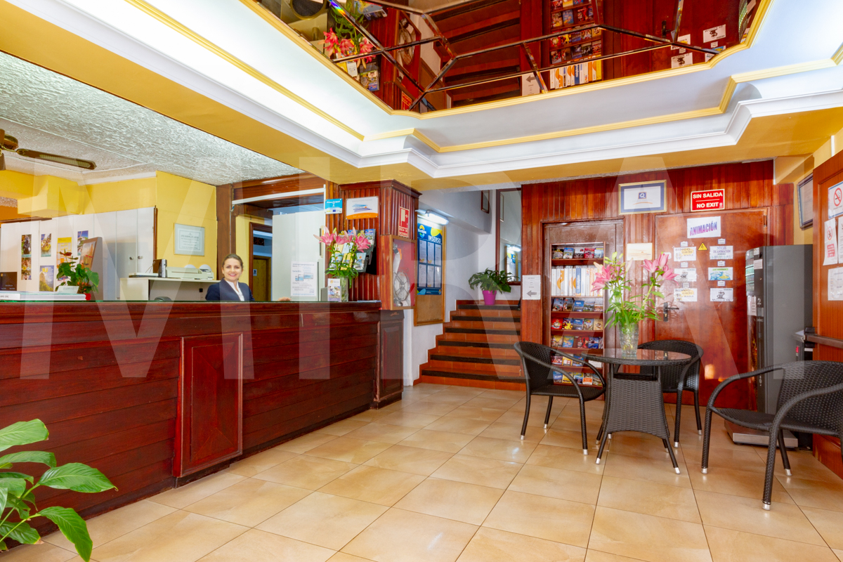 Hotel Tropical