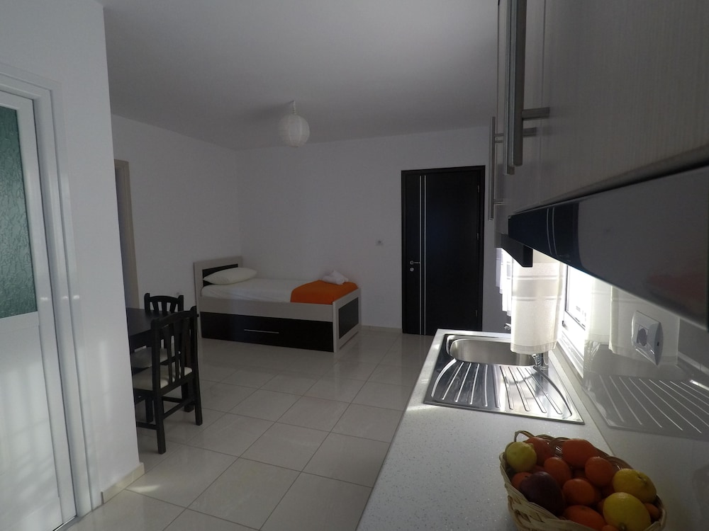 Prive Hotel and Apartments