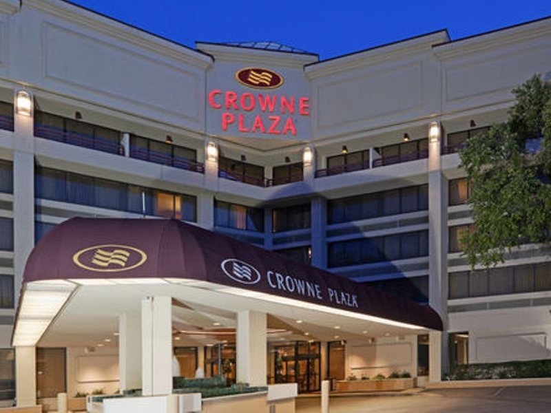 Crowne Plaza Executive Center in Baton Rouge!