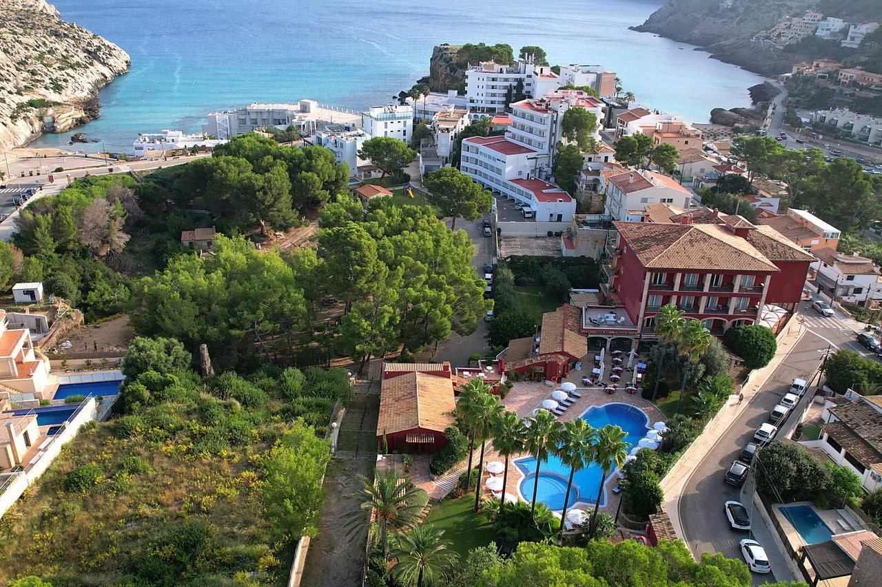 Hotel Cala Sant Vicenc