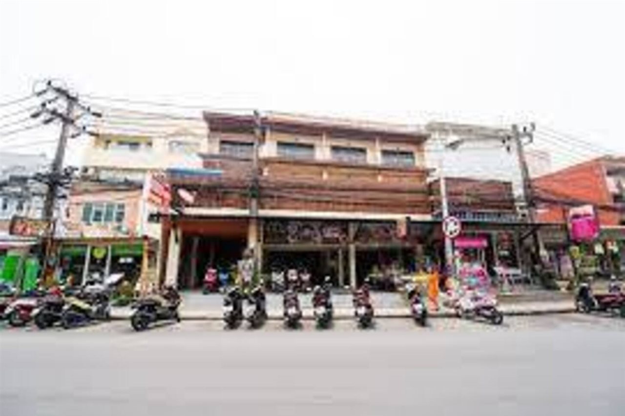 OYO 343 Wanna Marine