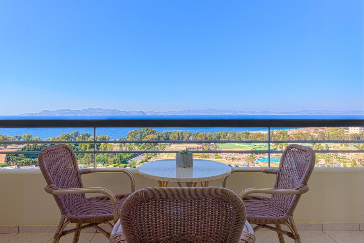 Kipriotis Panorama Hotel And Suites