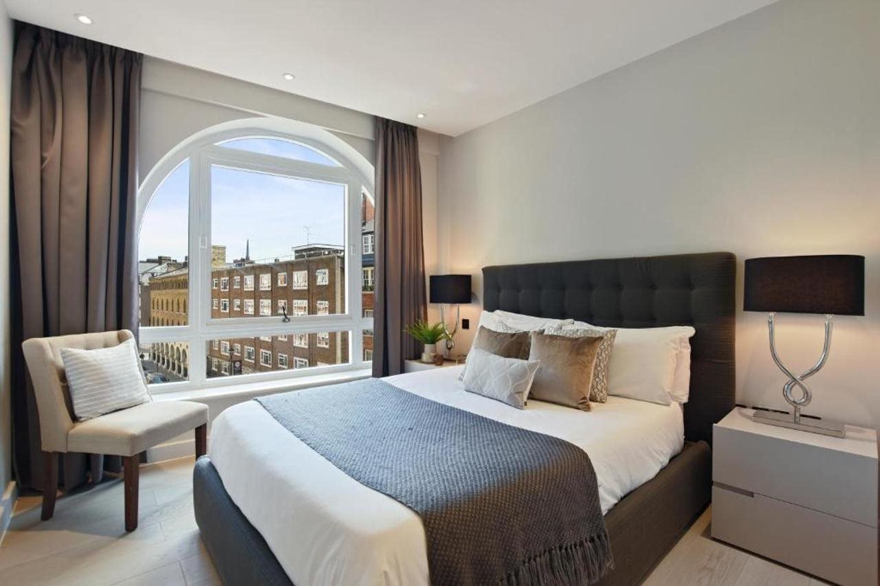 Vauxhall Bridge Road by Aeria Apartments