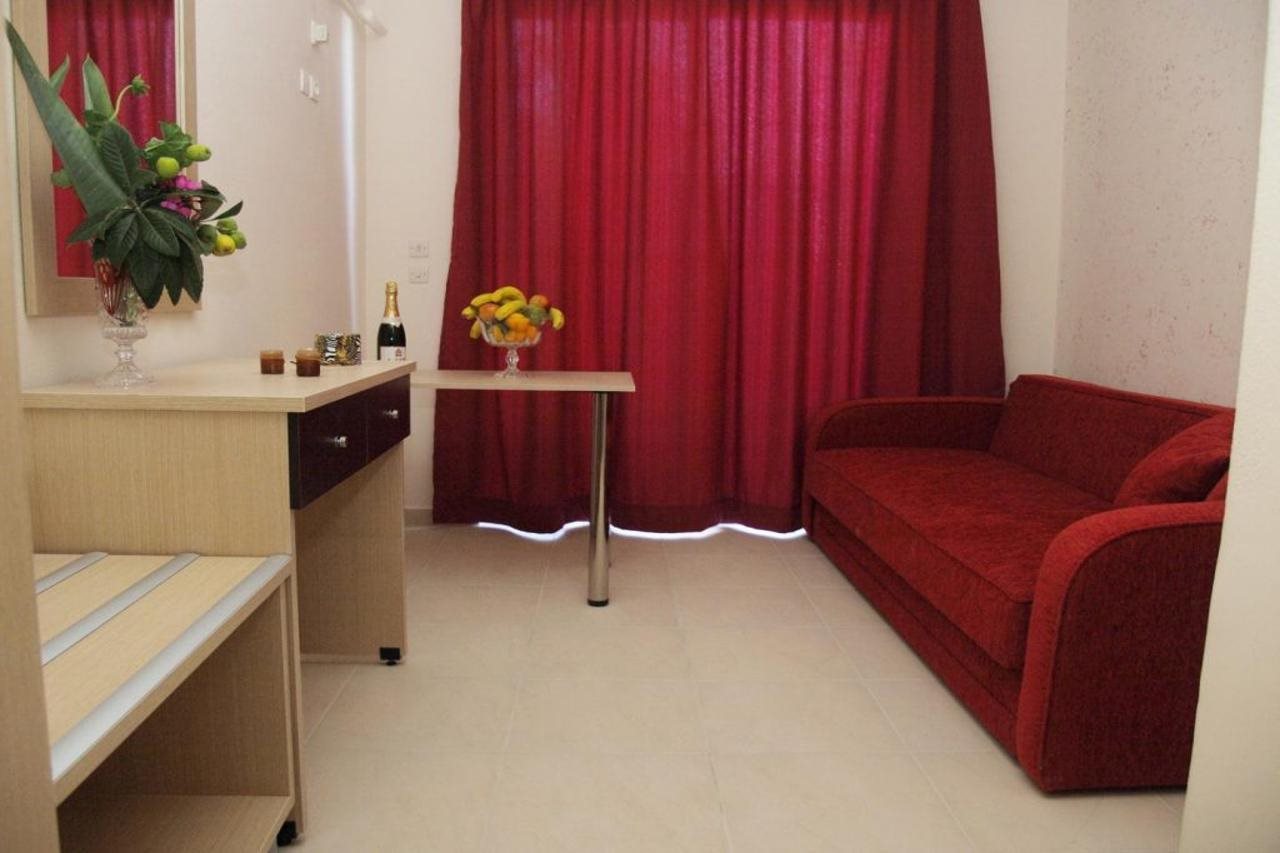 Anseli Hotel Apartments And Studios