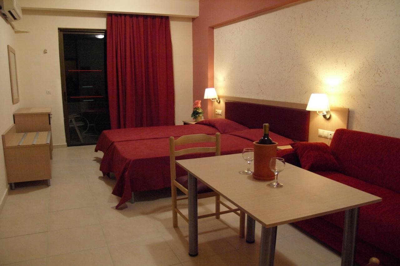 Anseli Hotel Apartments And Studios