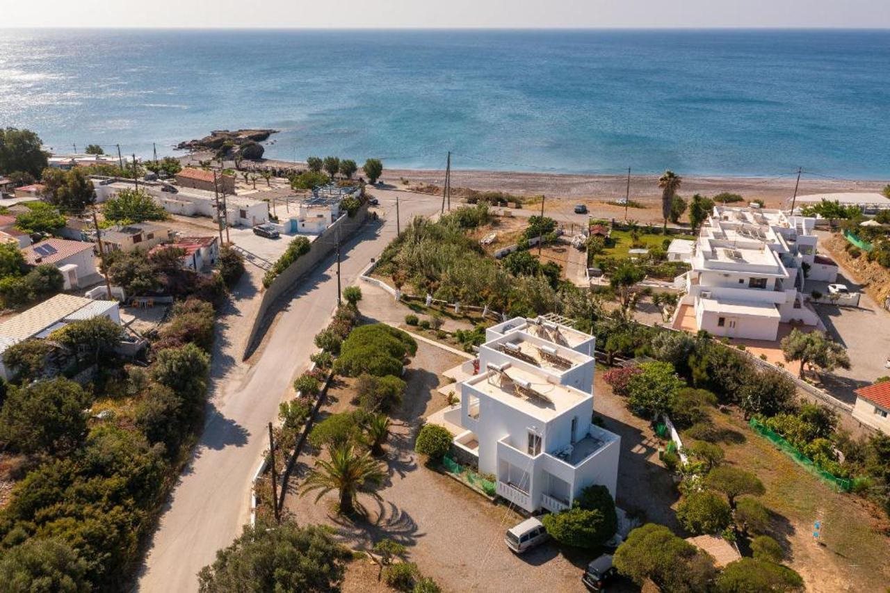 Tselios Apartments & Studios