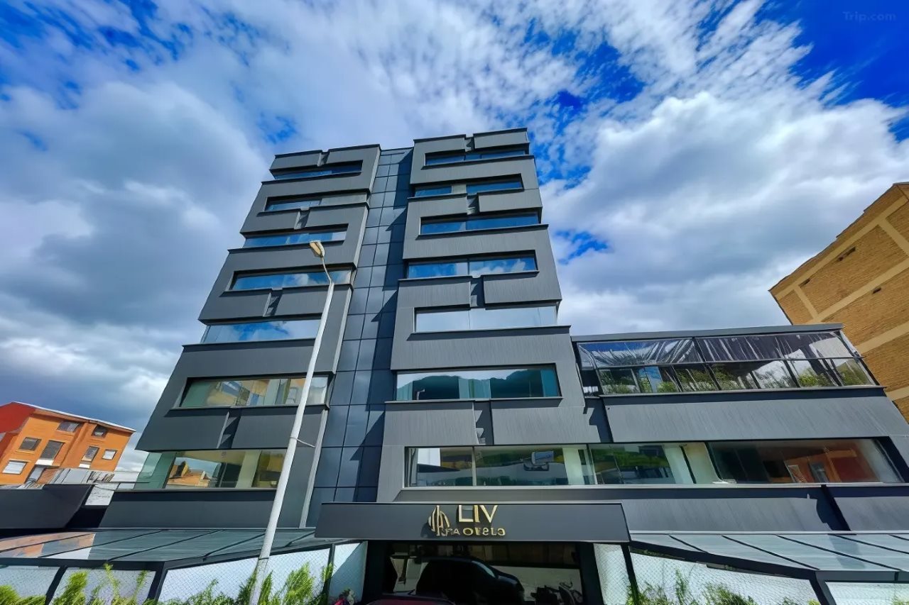 Liv Hotels 65