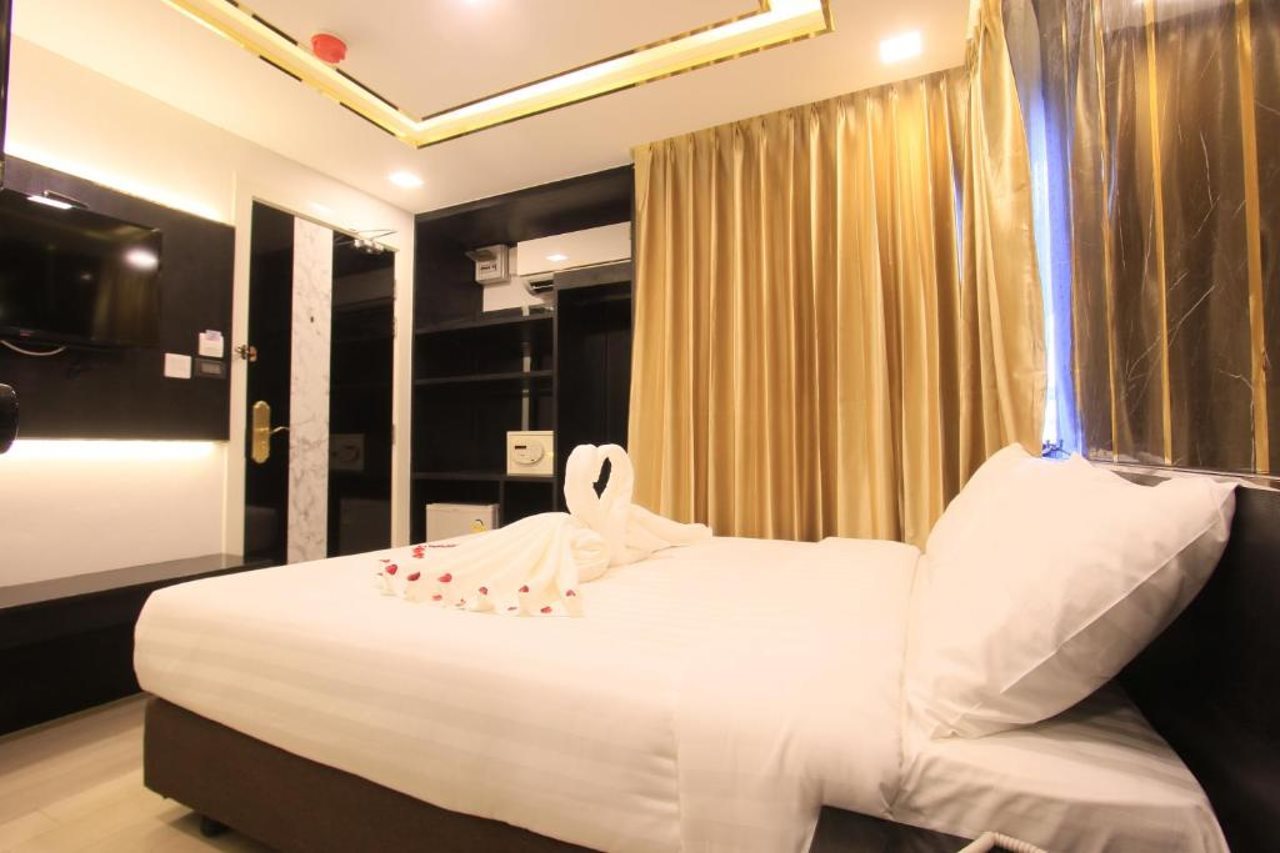 Pratunam Atrium Hotel