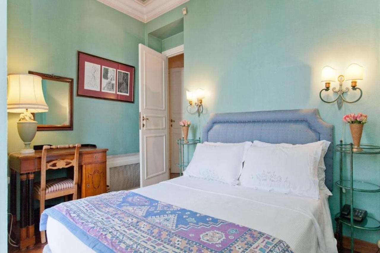Rental in Rome Trevi Luxury Penthouse