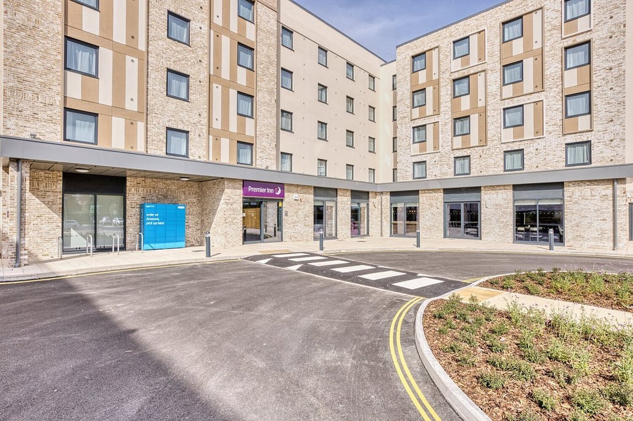 Premier Inn Bristol Cribbs Causeway