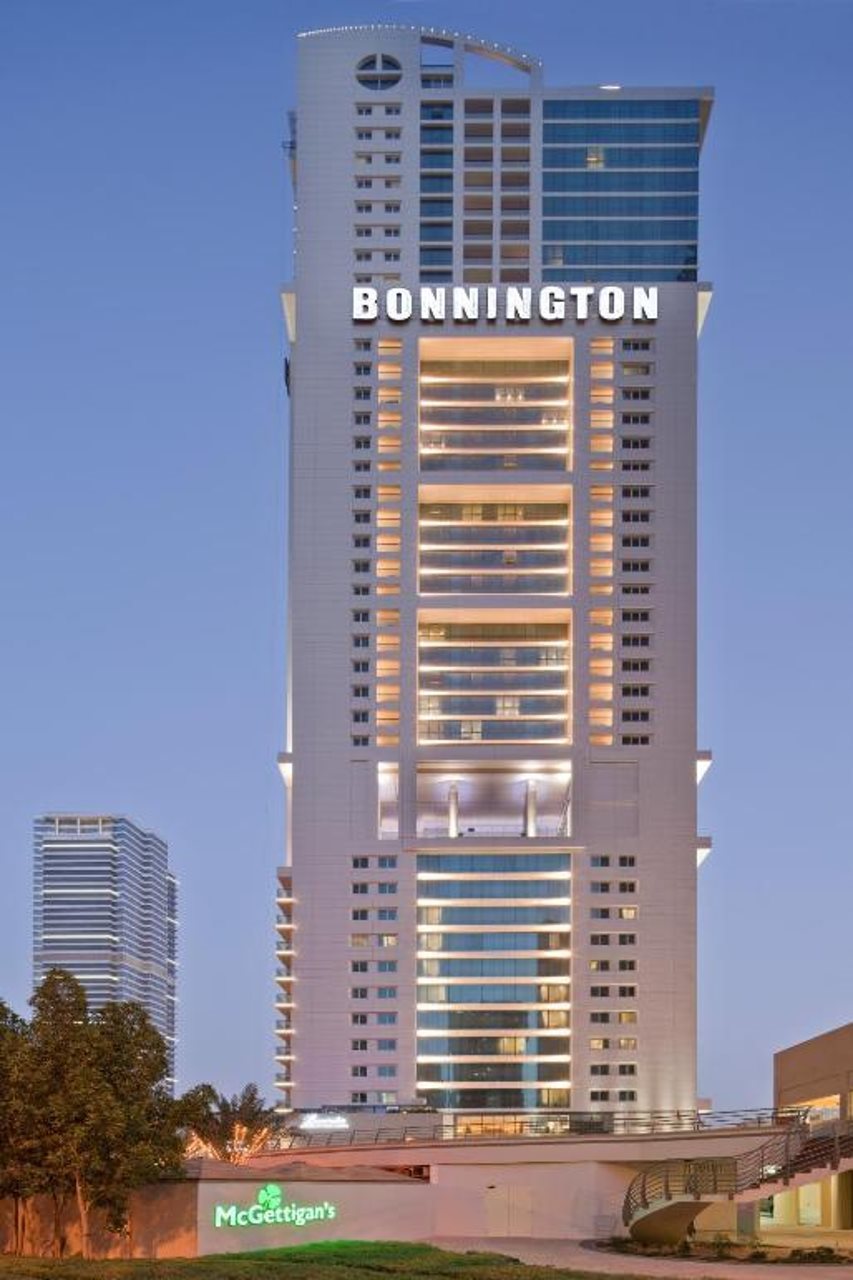 SONGS OF THE LAKE – BONNINGTON TOWER JLT By Lagom Vacation Home LLC