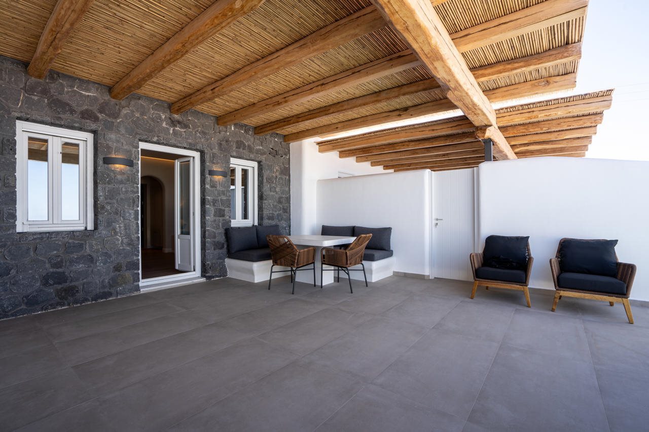Nero Luxury Suites