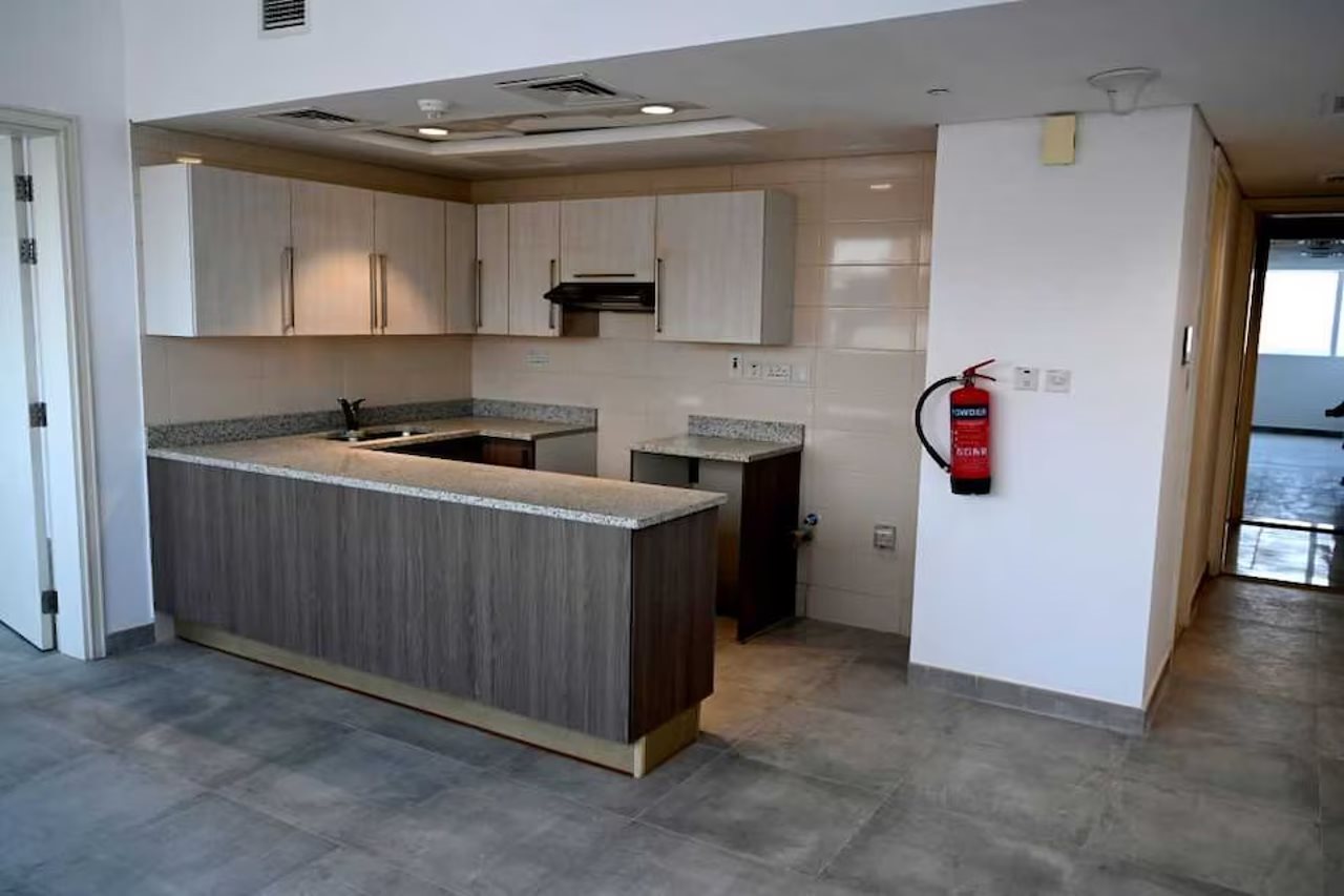 Cozy 1 BHK Apartment in Palette Tower in Tourist Club Area