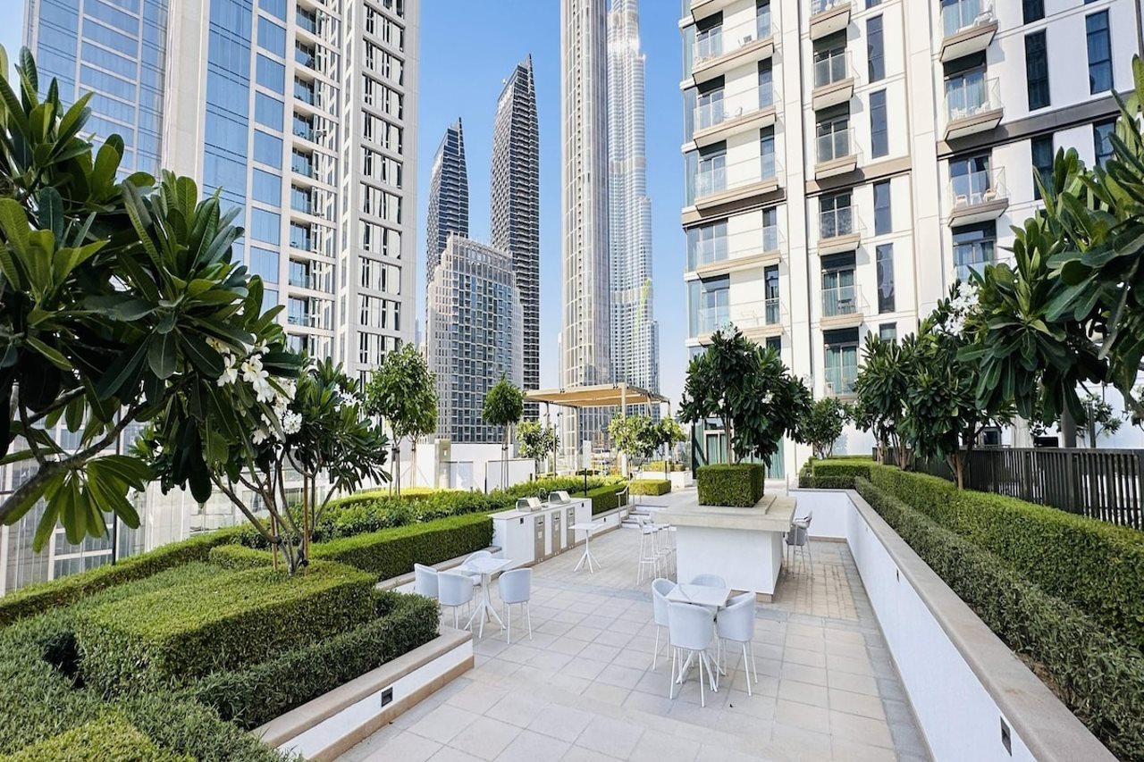 OYO HOME 1349 Burj Crown Luxury 1bed Apartment