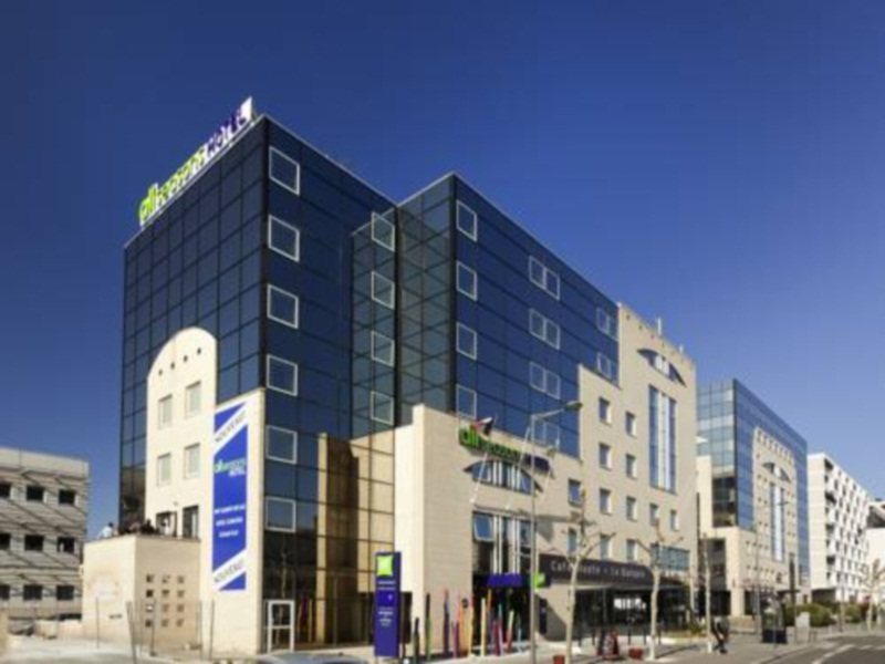 Ibis Styles Bordeaux Meriadeck in Bordeaux!