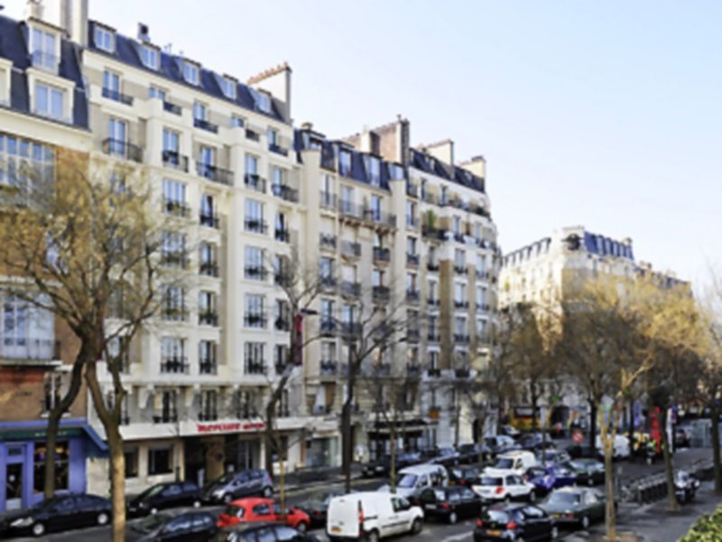 Mercure Paris Tour Eiffel Pont Mirabeau (ex Mercure Paris Plaza Pont Mirabeau) in Boulogne-Billancourt!