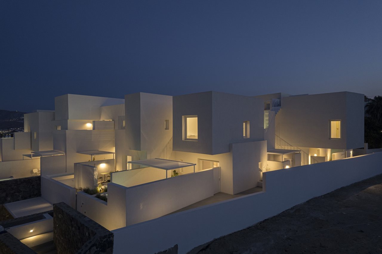 NEO SUITES
