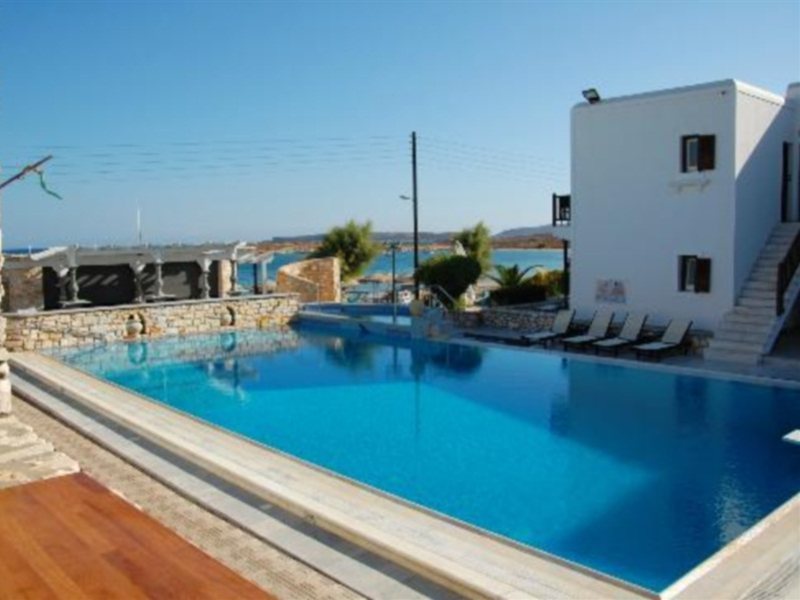 Contaratos Beach Hotel