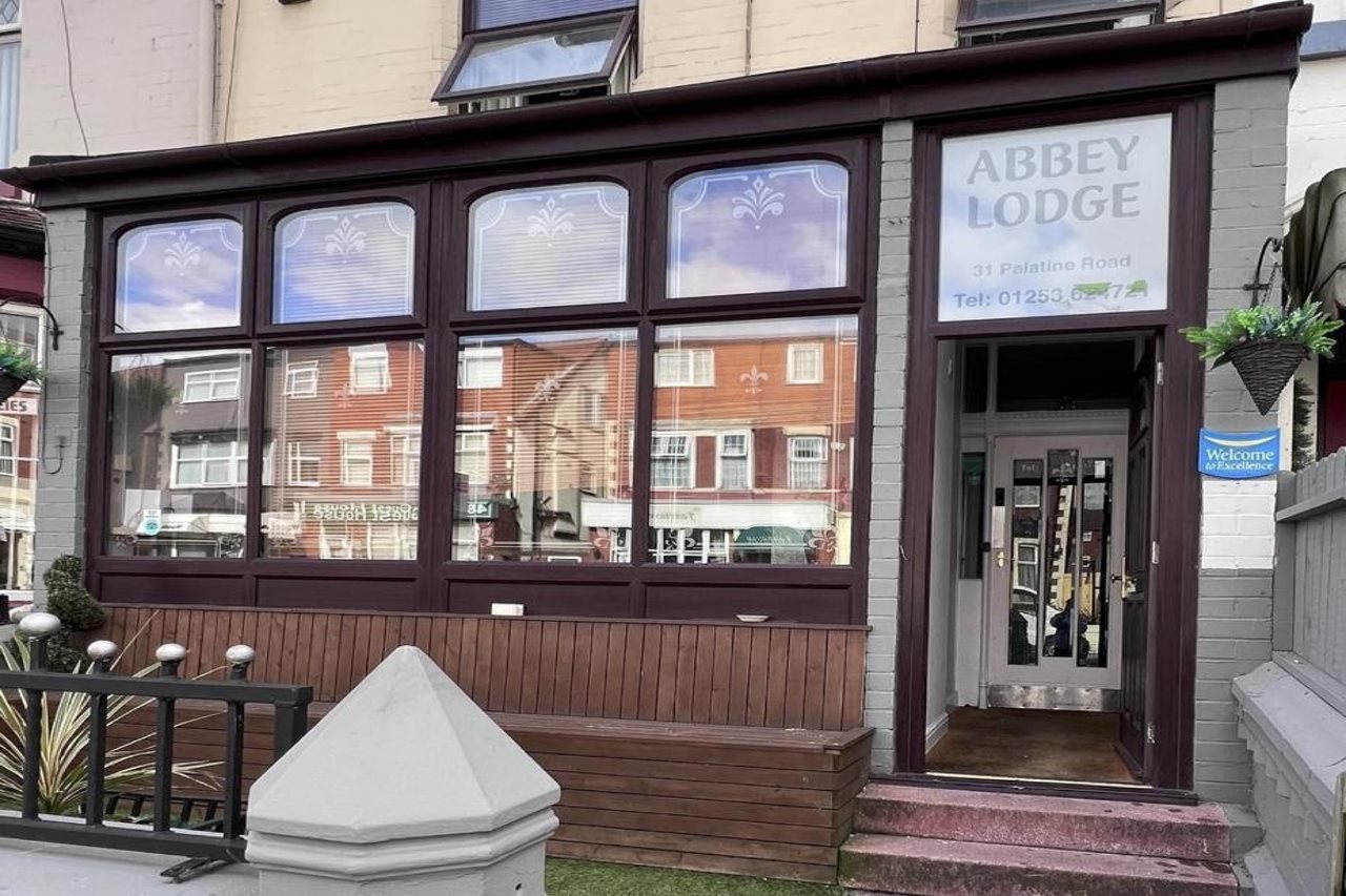 Abbey Lodge Hotel