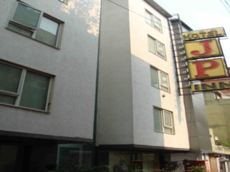 Side Image 1