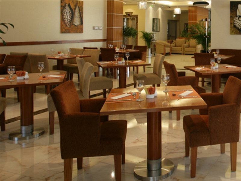Auris Deira Apartments