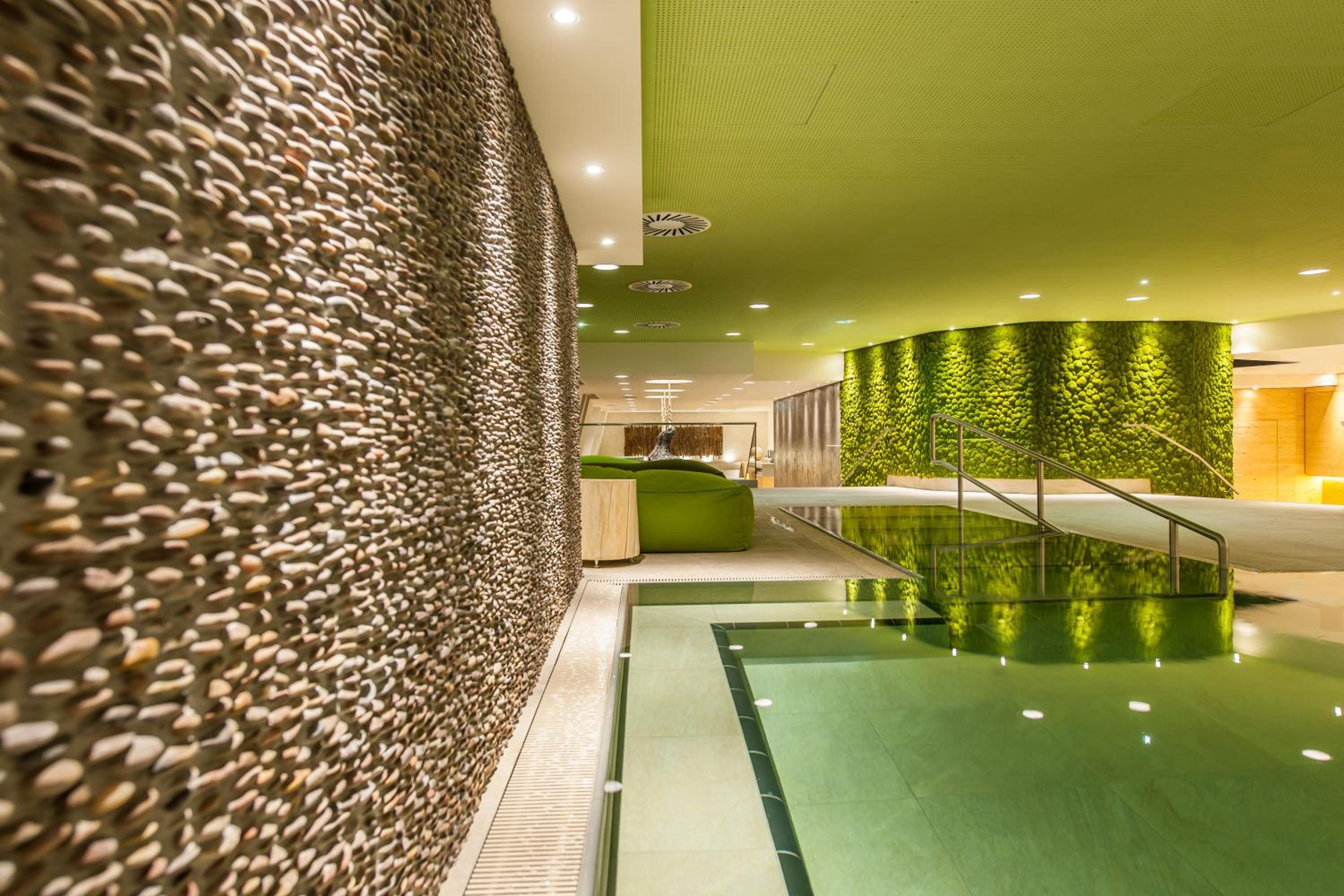 Aqua Dome (Tirol Therme)