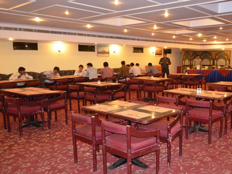 Maharani Plaza