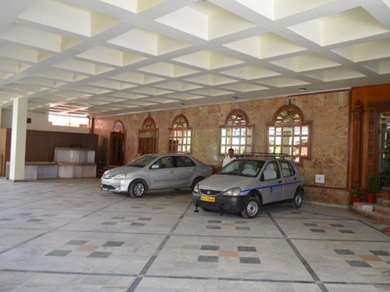 Maharani Plaza