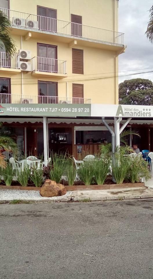 Hôtel des Amandiers