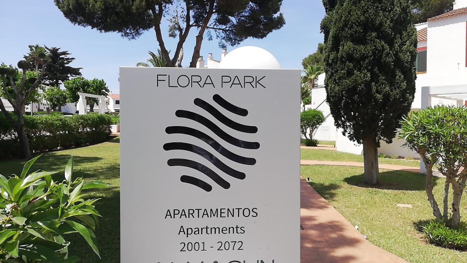 Aparhotel Flora Park