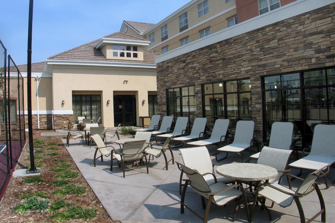 Homewood Suites by Hilton Fairfield Napa Valley Area in Fairfield!