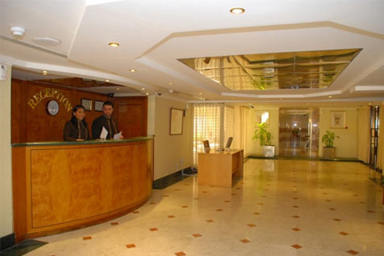 London Crown 2 Hotel Apartment