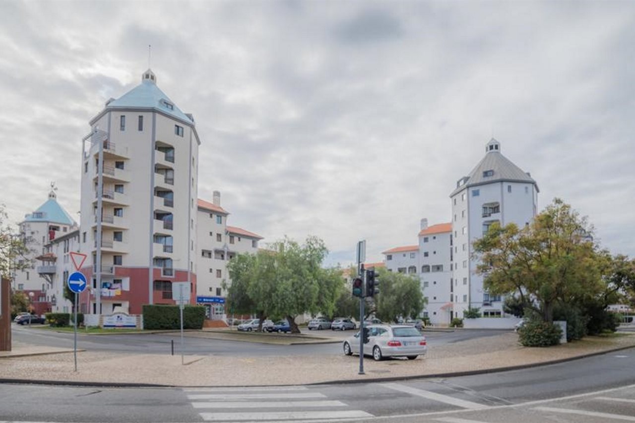 Marina Plaza by Garvetur