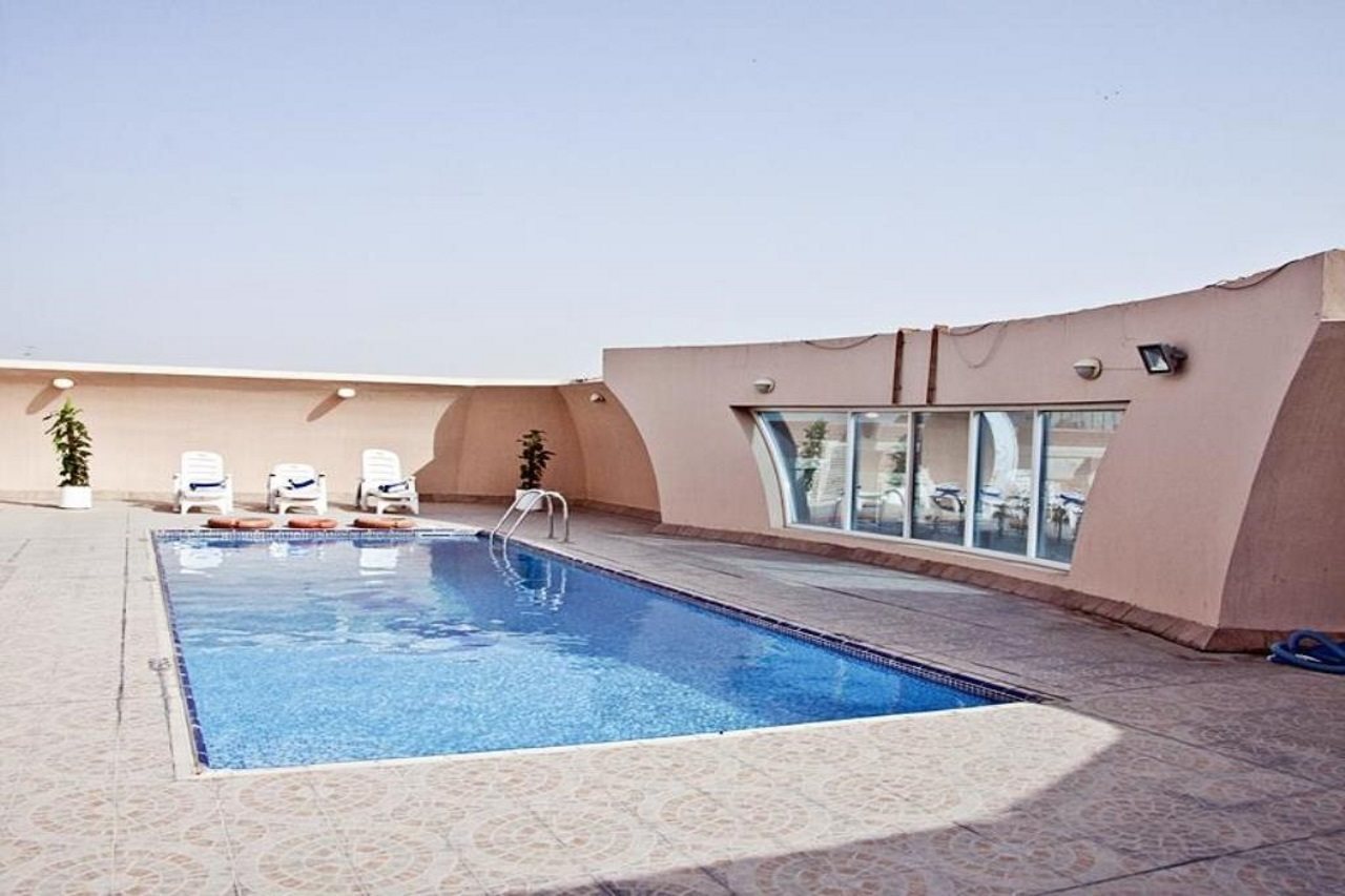 Ramee Guestline Hotel Apartment 2