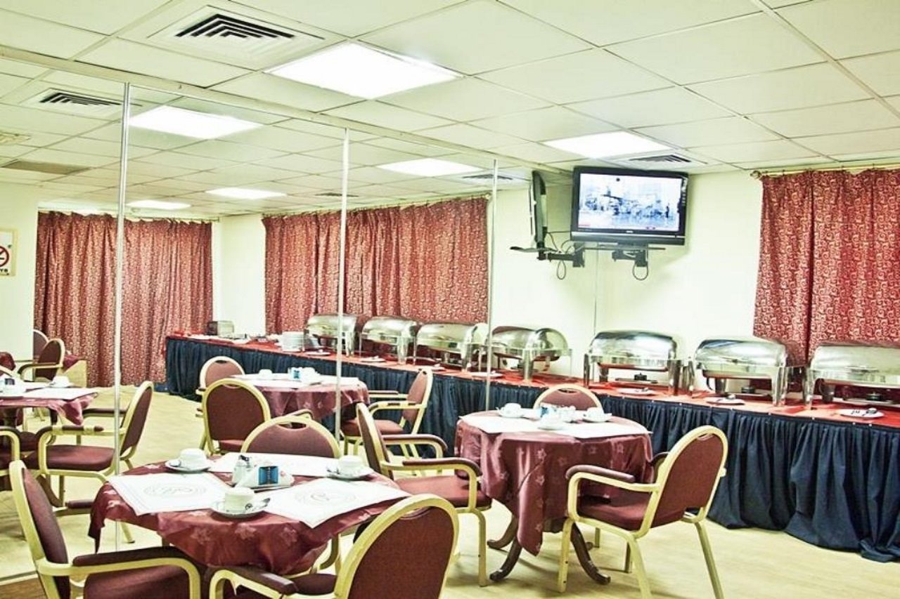 Ramee Guestline Hotel Apartment 2
