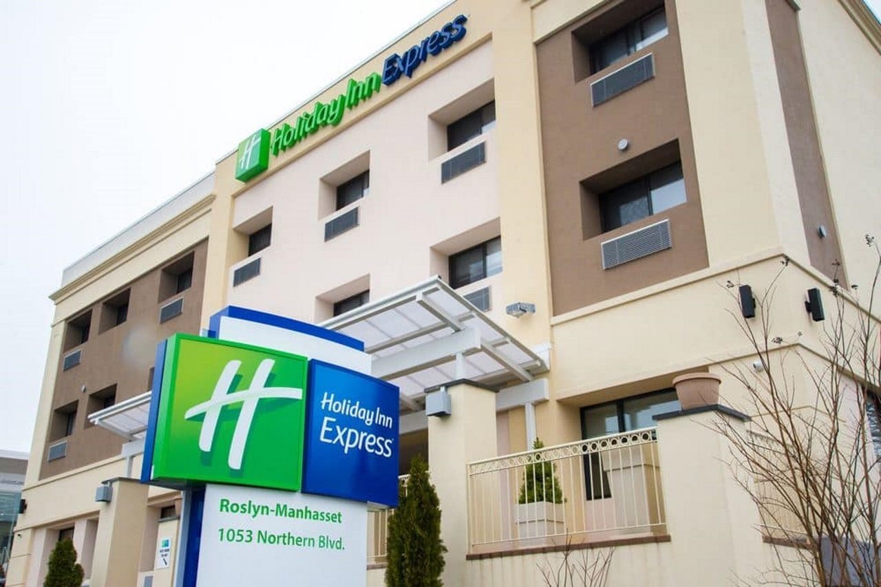 Holiday Inn Express Roslyn - Manhasset Area in North Hempstead!