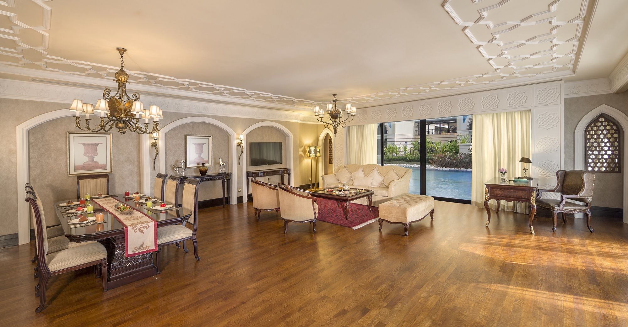 Jumeirah Royal Residences