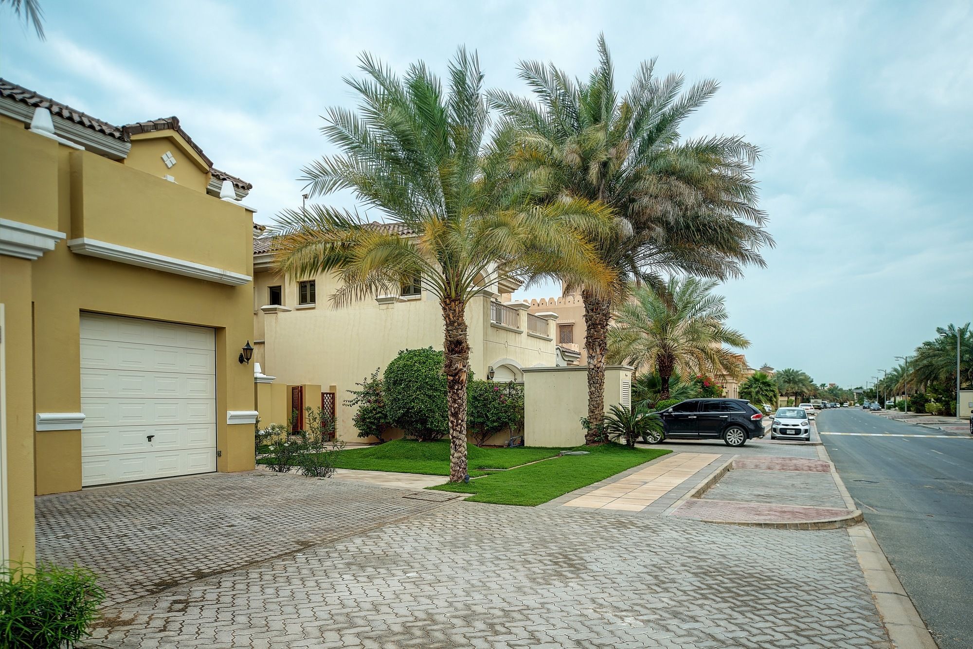 Dream Inn Dubai - Palm Villa Frond O