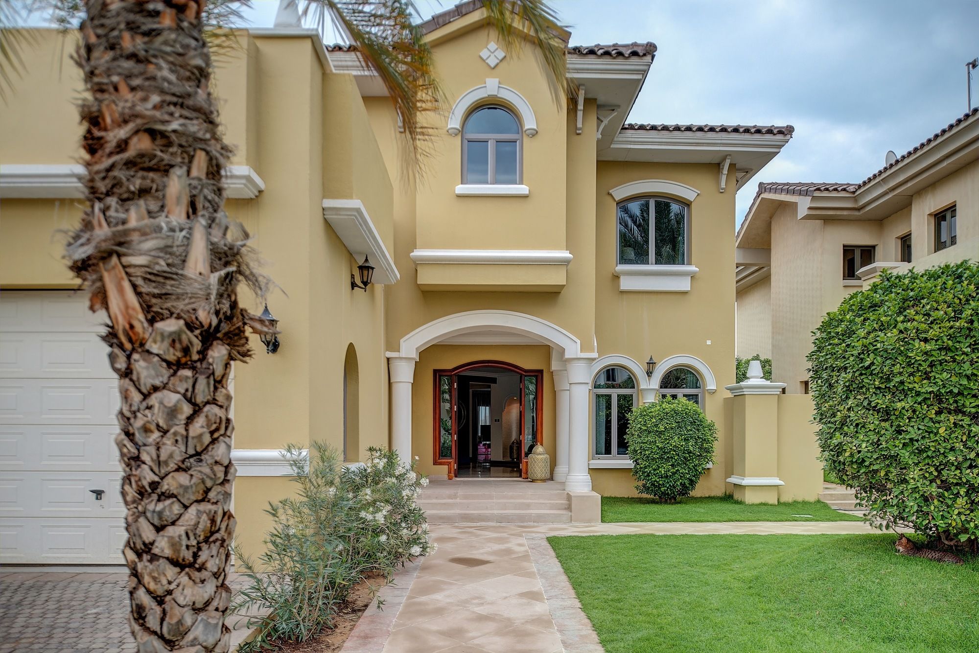 Dream Inn Dubai - Palm Villa Frond O