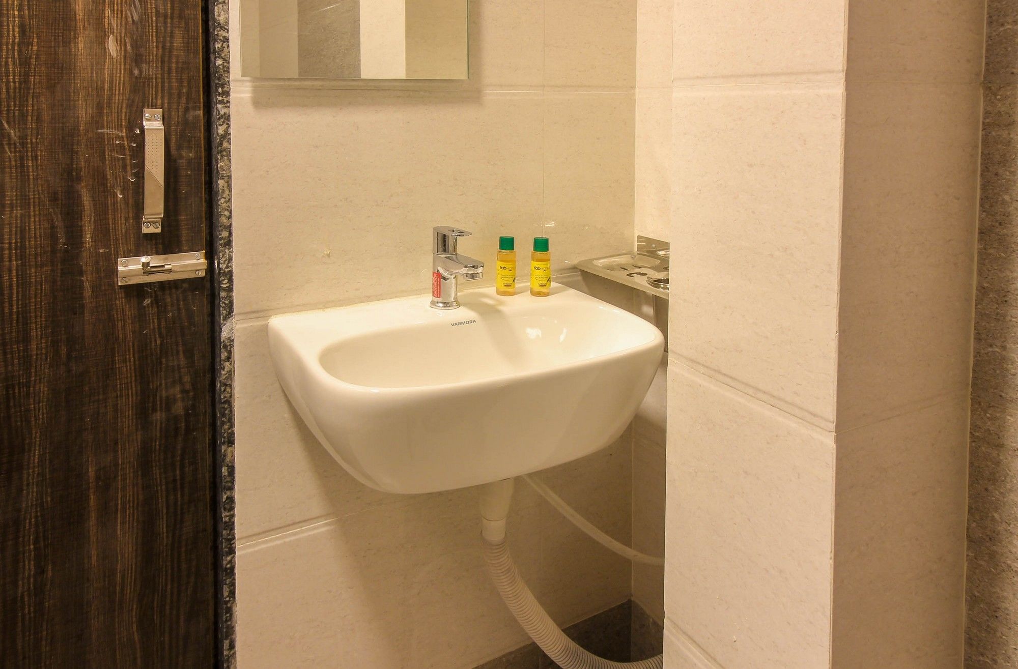 FabHotel Elite 59 Andheri East