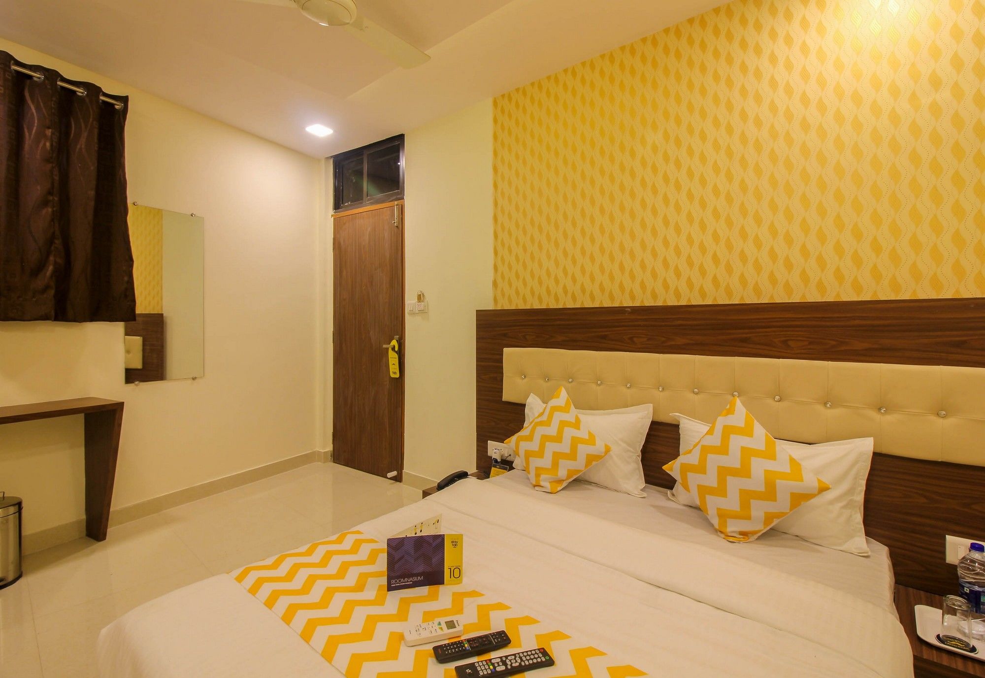 FabHotel Elite 59 Andheri East