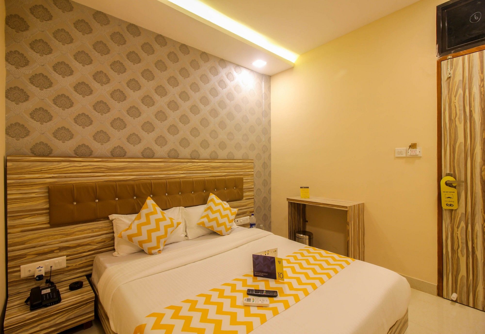 FabHotel Elite 59 Andheri East