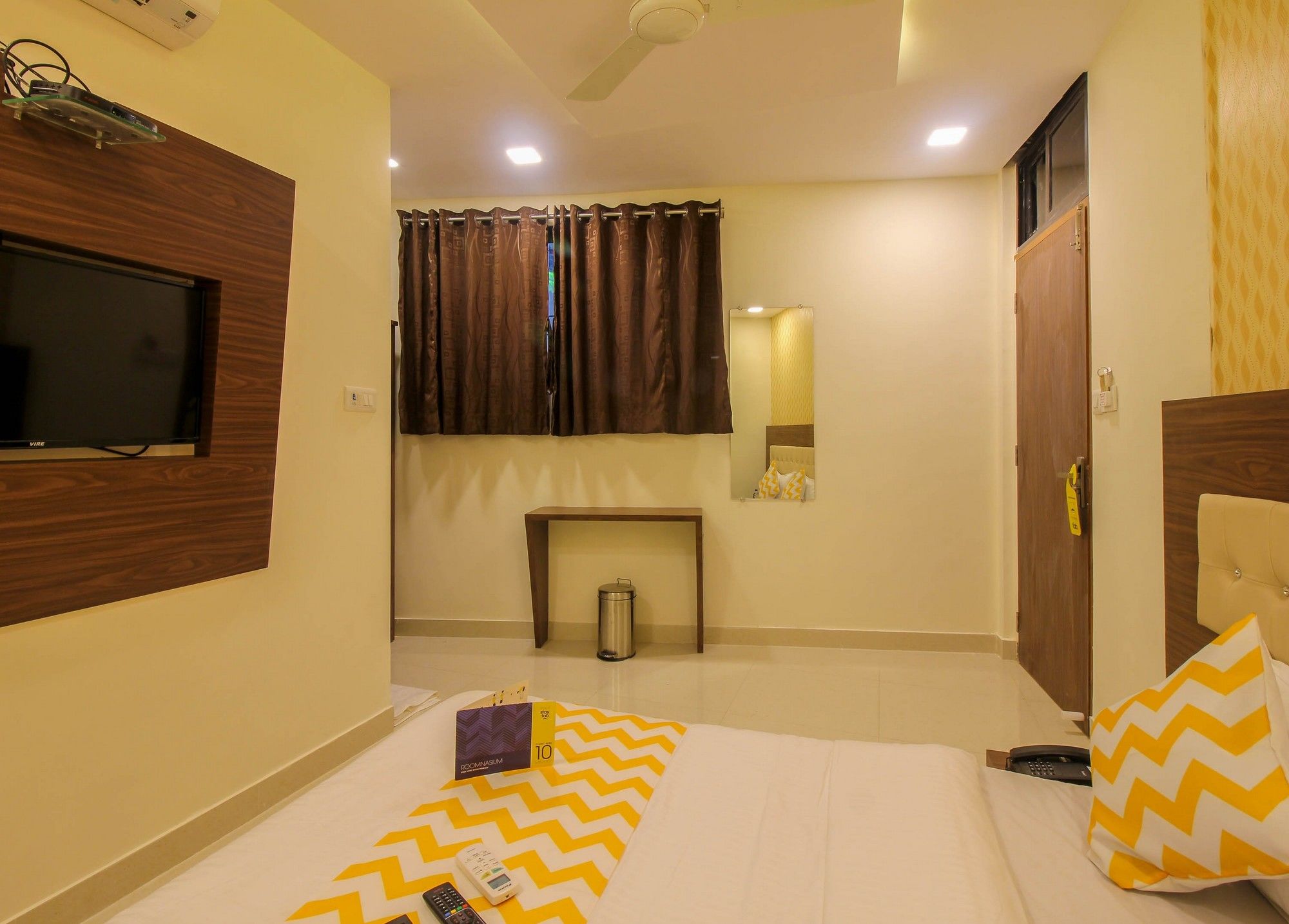 FabHotel Elite 59 Andheri East